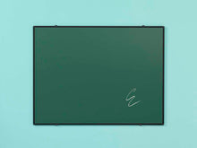 Afbeelding in Gallery-weergave laden, Krijtbord zwart Softline profiel 8mm, emailstaal groen