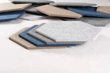 Afbeelding in Gallery-weergave laden, Akoestische PET-vilt Hexagon tegels, set van 22, lichtgrijs, donkergrijs, beige en blauw